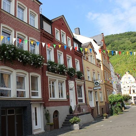 Ferienwohnungen Und Appartements - Haus Budinger Alf Exterior photo