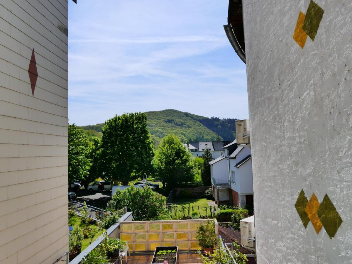 Ferienwohnungen Und Appartements - Haus Budinger Alf Exterior photo