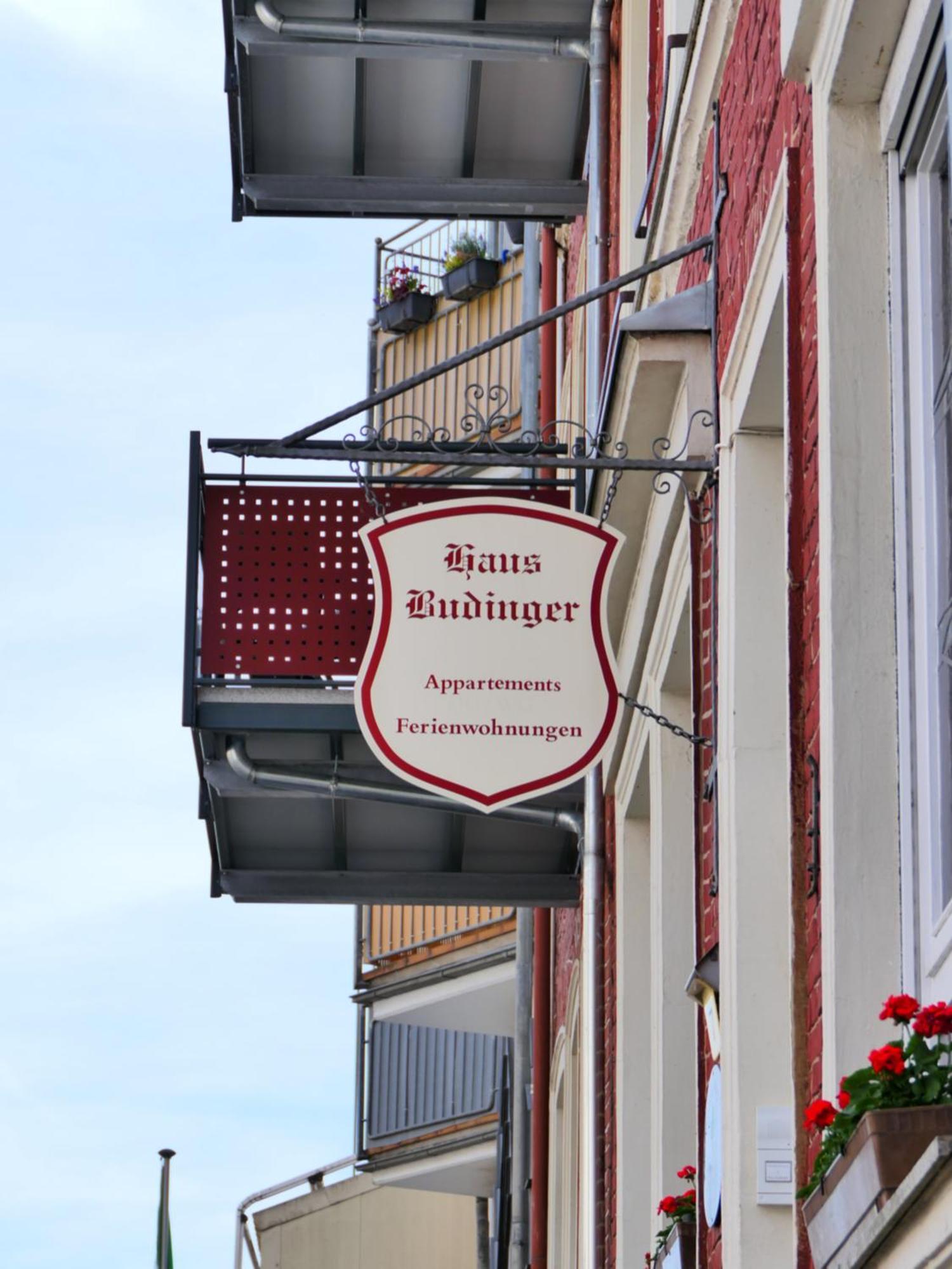 Ferienwohnungen Und Appartements - Haus Budinger Alf Exterior photo