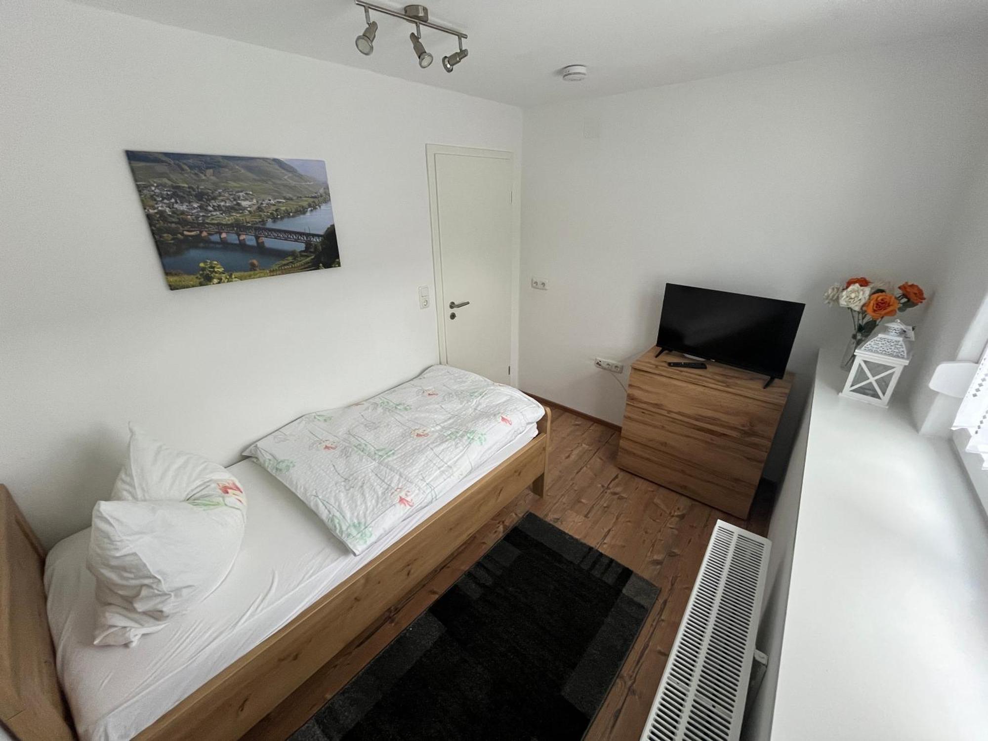 Ferienwohnungen Und Appartements - Haus Budinger Alf Exterior photo